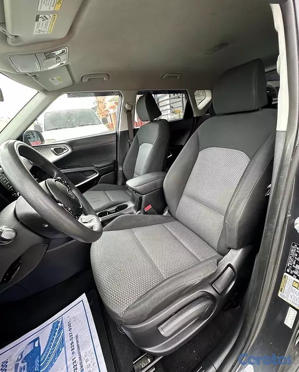 jeepetas y camionetas - Kia Soul LX 2021 9