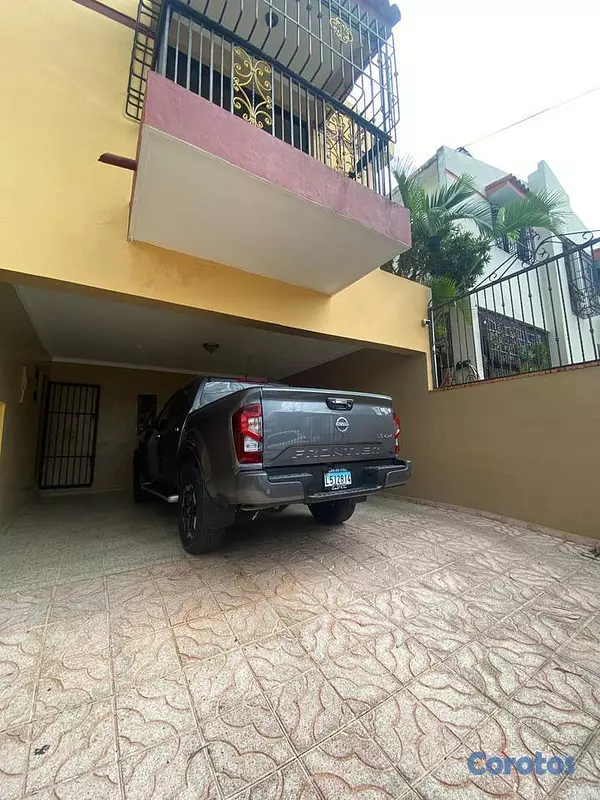 casas - Casa en venta de 3 habitaciones 2 baños en venta e 13