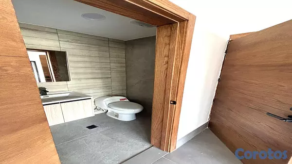 apartamentos - Venta de Apartamento de 1 Habitación amueblado de 70 mts. Paraíso 3