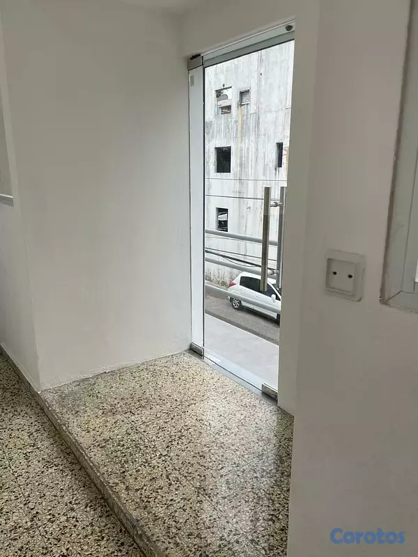 apartamentos - Local Comercial en Alquiler – Av. 27 de Febrero #3 3