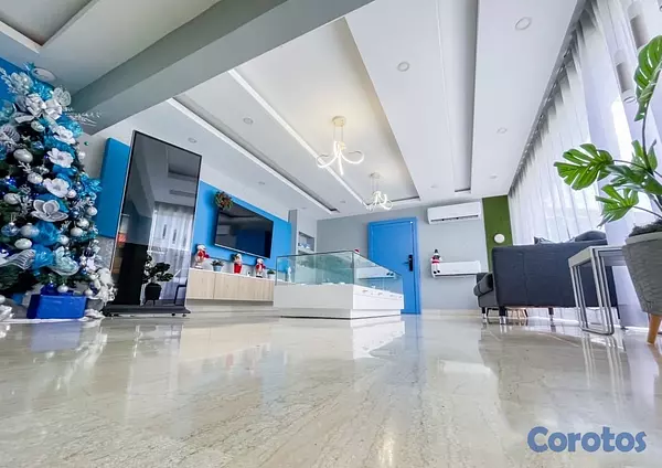 oficinas y locales comerciales - se vende local comercial- Santo Domingo  8