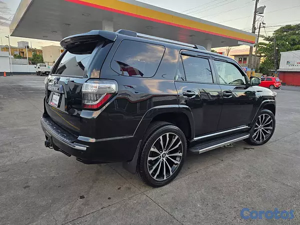 jeepetas y camionetas - OFERTA! TOYOTA 4RUNNER 2020 SR5 EN COMO NUEVA 2