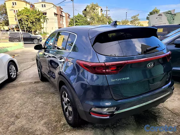 jeepetas y camionetas - Kia Sportage LX 2021 4