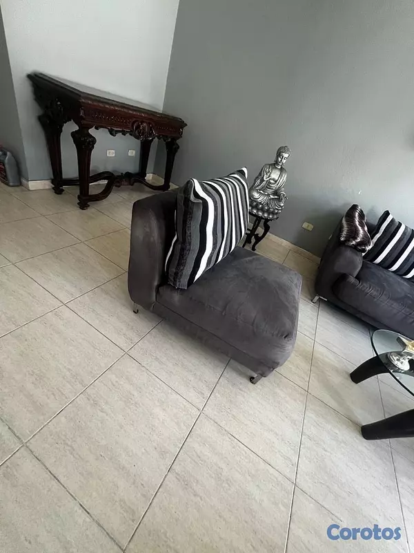 muebles y colchones - Sofá seccional Gris con Chaise y butaca gris individual 2