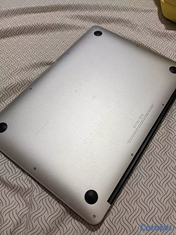 computadoras y laptops - MACBOOK AIR 13" 4