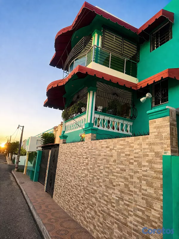 casas - Amplia y Hermosa Propiedad en Santo Domingo Este con Apartamento Independiente 14