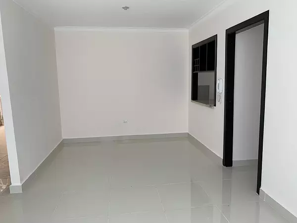 apartamentos - Apartamento en Venta – Las Cayenas, 2do nivel 1744 7
