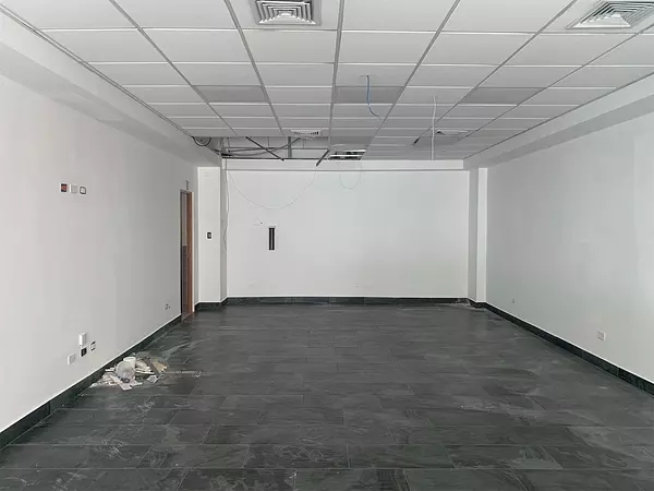 oficinas y locales comerciales - Local céntrico y exclusivo Piantini 2