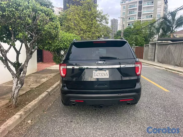 jeepetas y camionetas - Ford Explorer xlt 2016 6