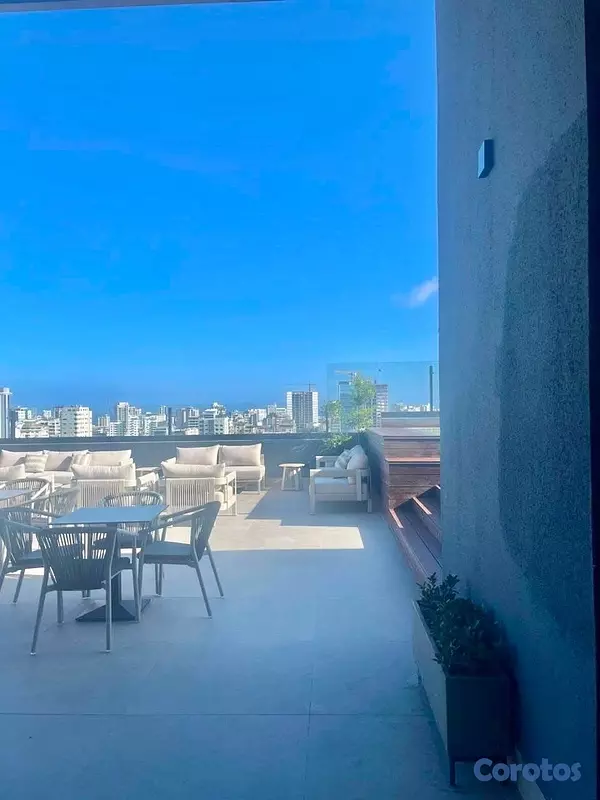 apartamentos - vendo ensanche naco piso 12 una habitación sos balos parqueo vista impresiante  7