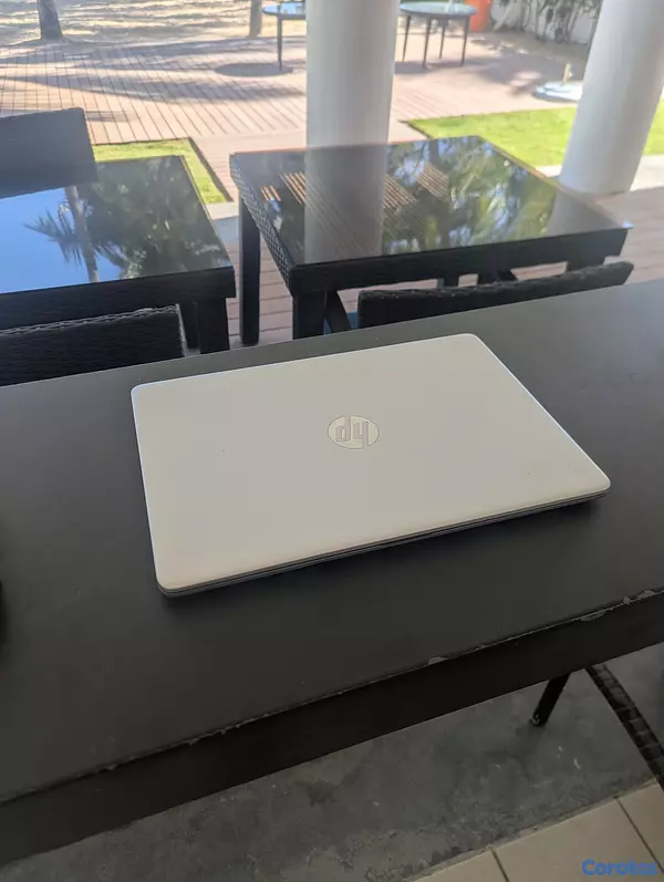 computadoras y laptops - HP Laptop 15-dy2045nr💯 10