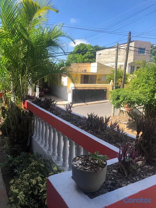 casas - 
VENDO CASA EN MOCA
NEGOCIABLE
TÍTULO AL DIA 


 8