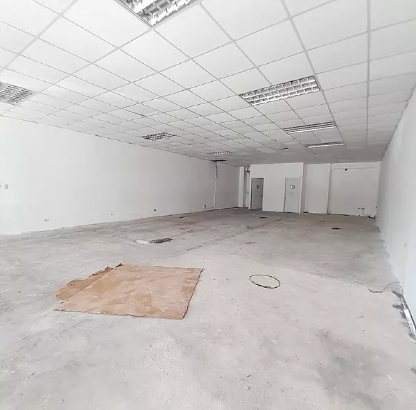 oficinas y locales comerciales - Local primer nivel Naco 4