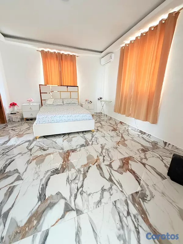 apartamentos - venta de apartamento 2do piso con 260mts y piscina en autopista de san isidro  8