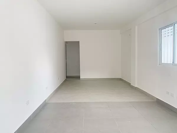 oficinas y locales comerciales - Local en los prados  2