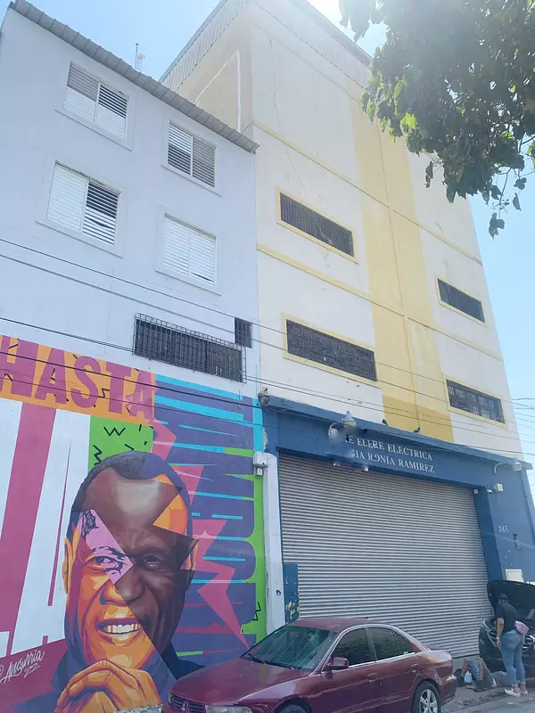 oficinas y locales comerciales - Local en venta céntrico  4