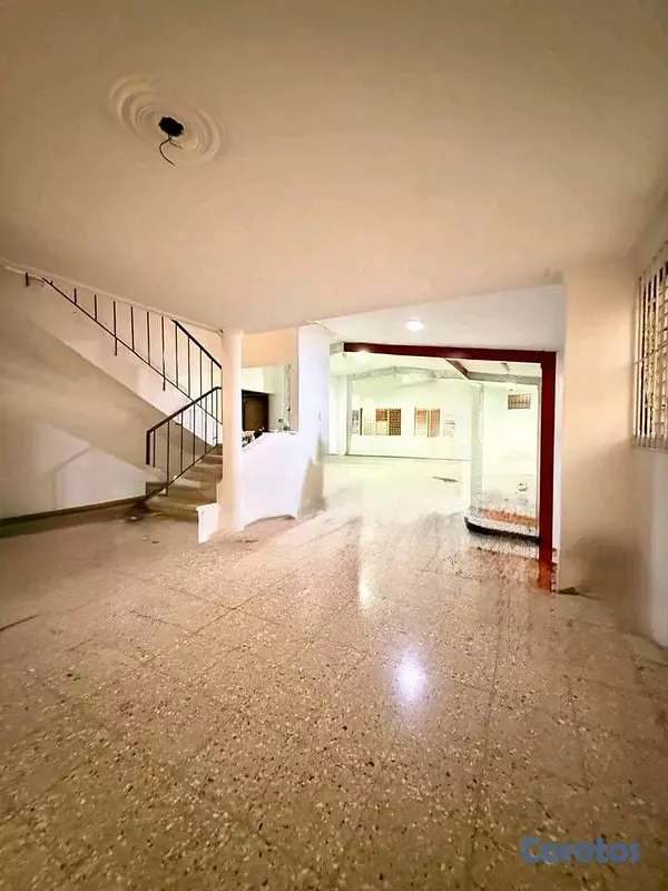 casas - Alquiler de Casa en Los Prados  6