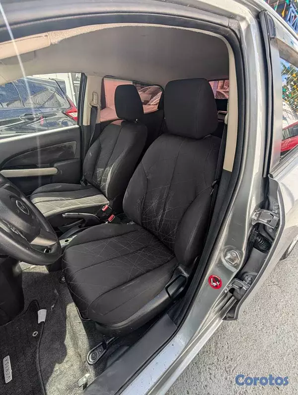 carros - MAZDA DEMIO 2013 7