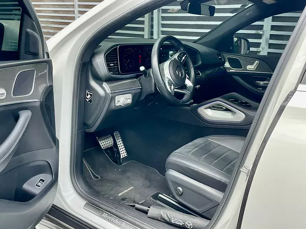 jeepetas y camionetas - Mercedes Benz 2023
GLE 450  4matic 6