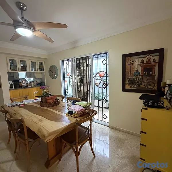 casas - Vendo Casa en la Avenida Independencia, Santo Domingo Distrito Nacional. 3