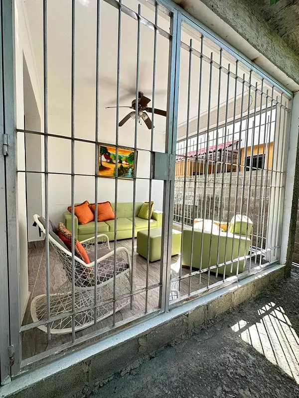casas - Casa en Terminacion Ubicada en Urbanizacion Cerrada, Gurabo 7