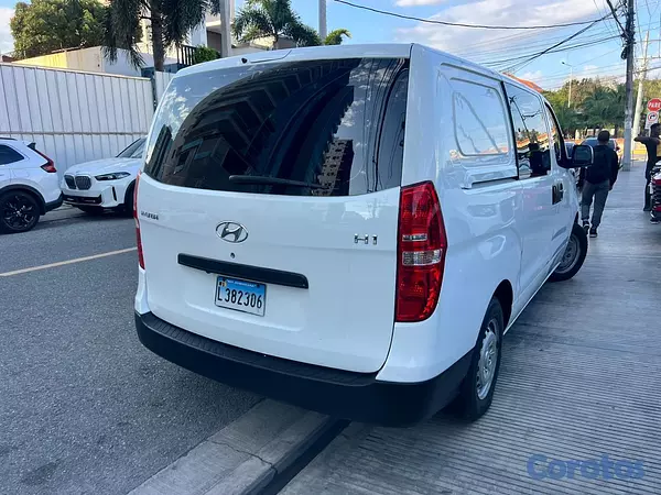 jeepetas y camionetas - HYUNDAI H1 TQ6 2018 CARGA-PASAJEROS 5