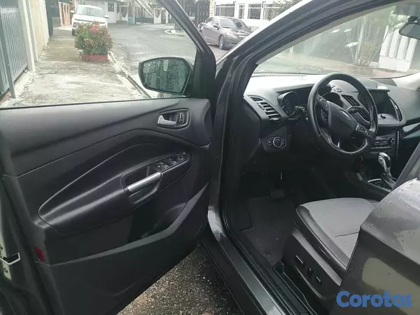 jeepetas y camionetas - FORD ESCAPE SE 2019, Clean Carfax, Nitida 9