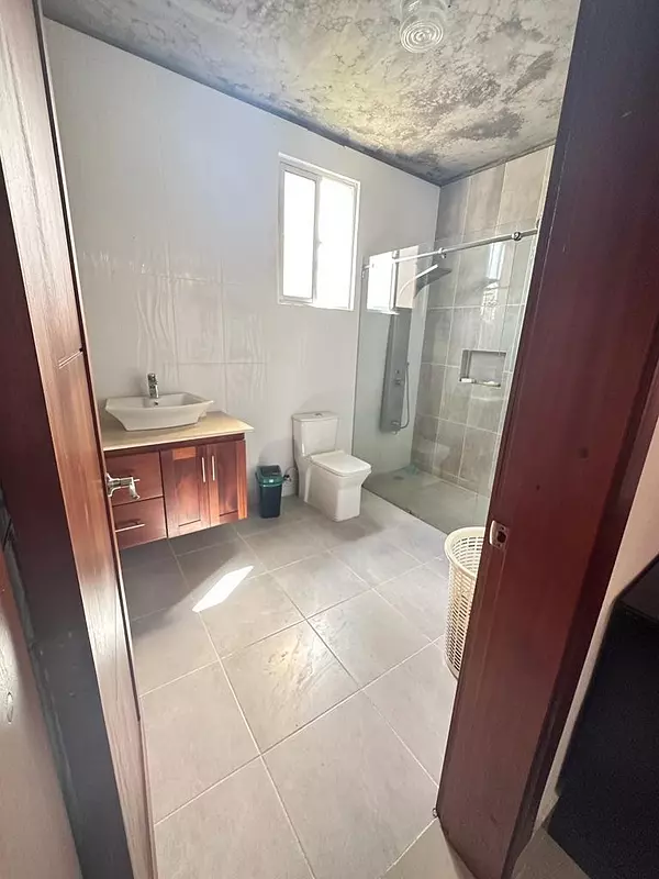 casas - Casa en Terminacion Ubicada en Urbanizacion Cerrada, Gurabo 8