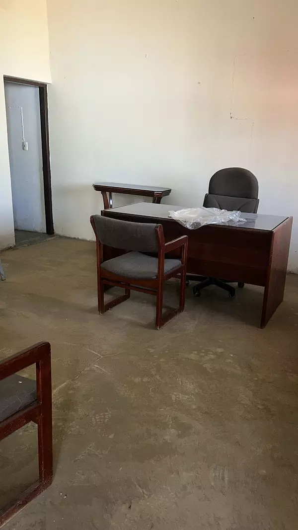 oficinas y locales comerciales - Local 800 Mts en Buena Vista, Santiago 3