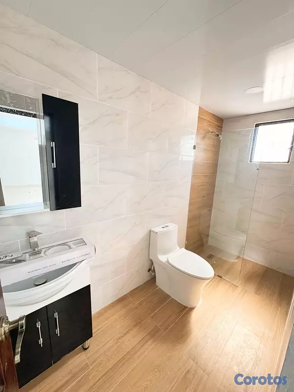 casas - venta de casa súper grande cerca del Corall mall autopista de san isidro  16