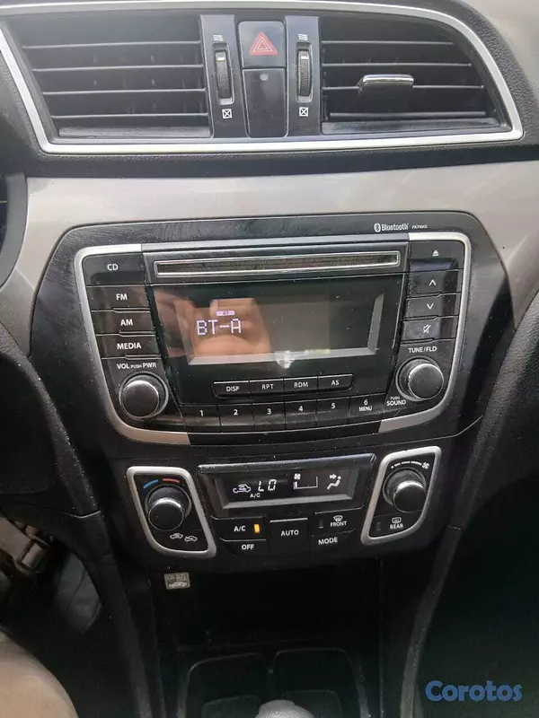 carros -  Suzuki 2017 – 43000KM – Primera circulación 202 5