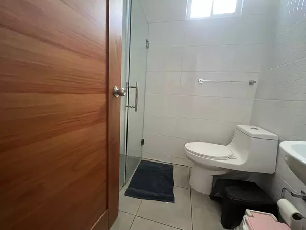 apartamentos - Hermoso 1er Nivel en Las Damas, Santiago 7