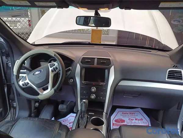 jeepetas y camionetas - Ford Explorer 2014 XLT – 3 Filas, asientos en piel 7