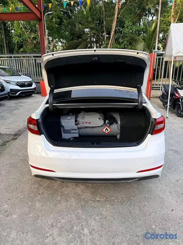 carros - hiunday sonata 2017 11
