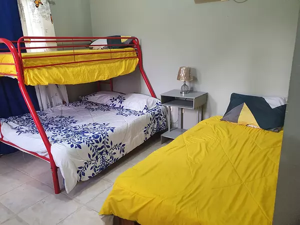 casas - Alquiler Villa Amueblada de 3 Habitaciones con Piscina, Los Róbalos, Samaná 9