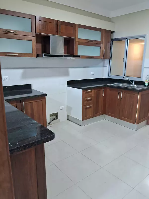 apartamentos - Apartamento 5to Nivel de 191 Mts en Piantini  4