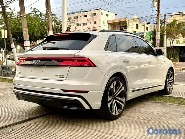jeepetas y camionetas - Audi Q8 SLINE QUATRO PRESTIGE 2021 4