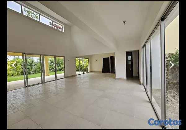 casas vacacionales y villas - Vendo hermosa en Punta Cana Village 3