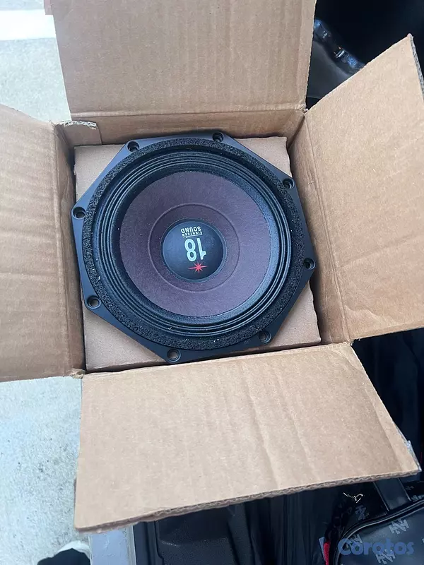 accesorios para electronica - bocina nueva me la regalaron y necesito dinero  3