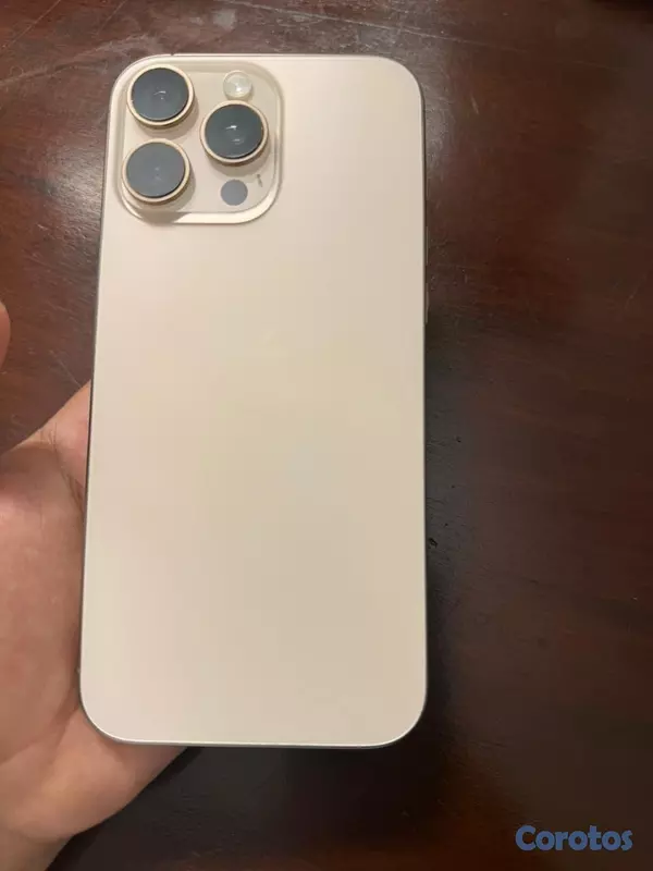 celulares y tabletas - En venta iPhone 16 Pro Max 3