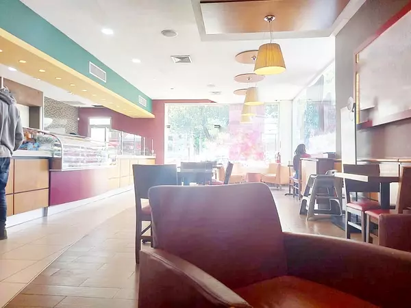 oficinas y locales comerciales - Local en Naco primer nivel 2