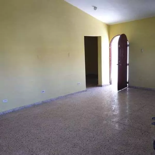 casas - VENDO Casa en Reparto Los Tres Ojos 8