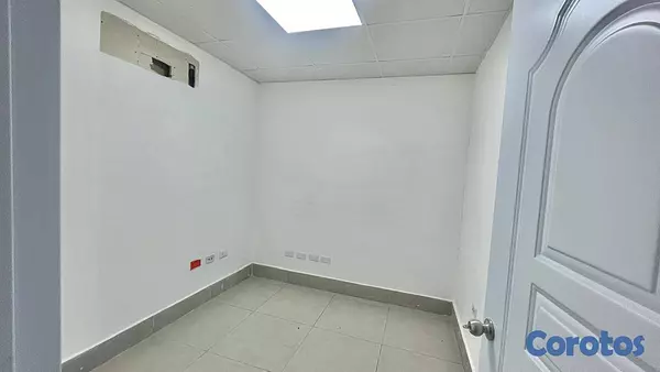 oficinas y locales comerciales - Local comercial u Oficina en alquiler en Av. 27 de 9
