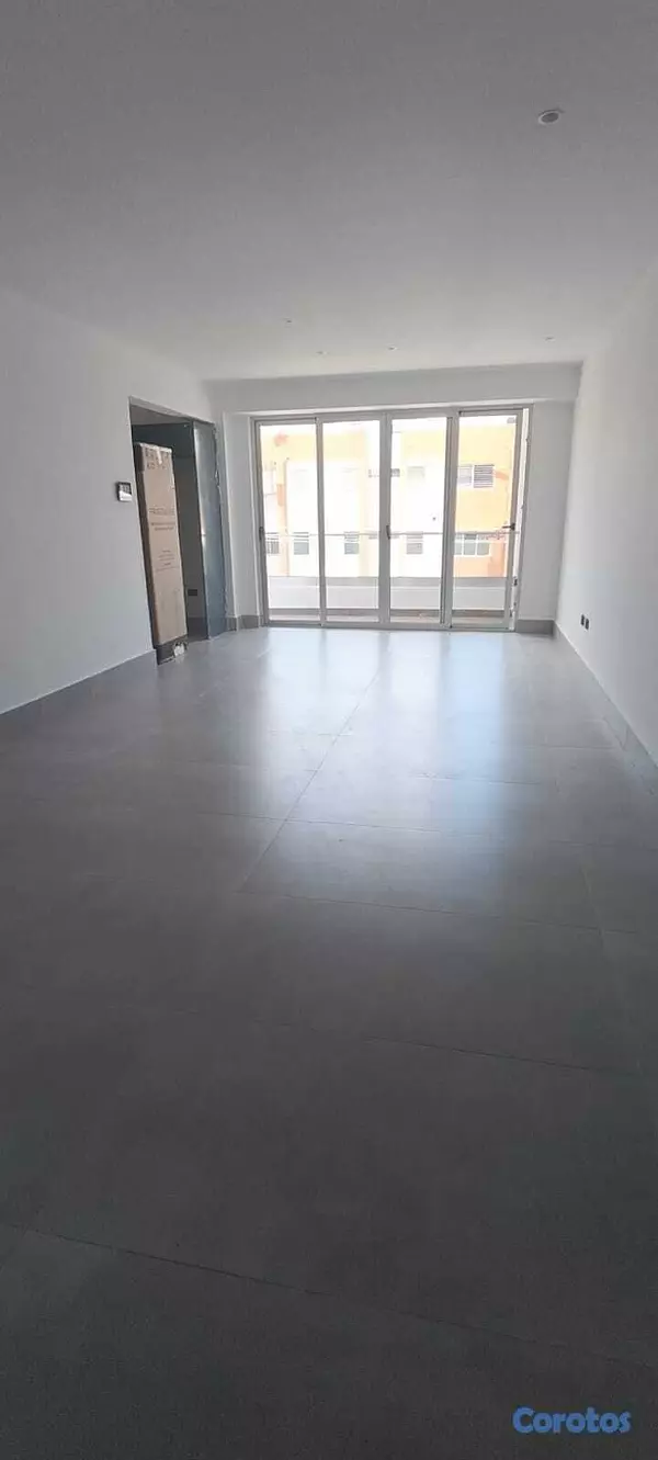 apartamentos - Urb. Real Hermoso apartamento con balcón, 2hab 8