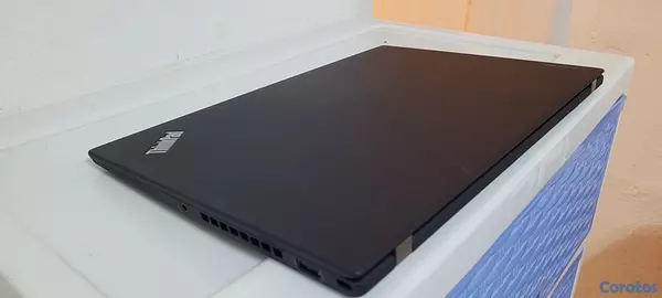computadoras y laptops - laptop lenovo t490s 14 Pulg Core i7 8va Gen Ram 16gb ddr4 Video 8gb Disponible 3