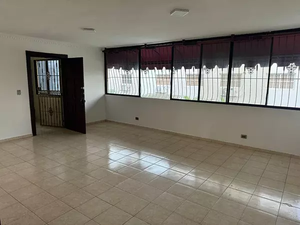 apartamentos - Vendo apartamento en Alma Rosa, 3er piso  5