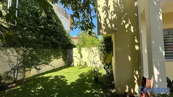 casas - Venta de Casa en Los Cacicazgos  2