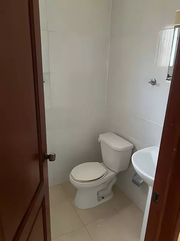 apartamentos - Apartamento en la avenida Jacobo Majluta 6