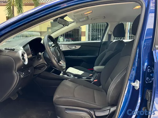 carros - KIA FORTE GLS
RECIÉN IMPORTADO  7