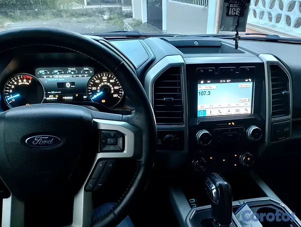 jeepetas y camionetas - Ford lariat 4x4 2018 8